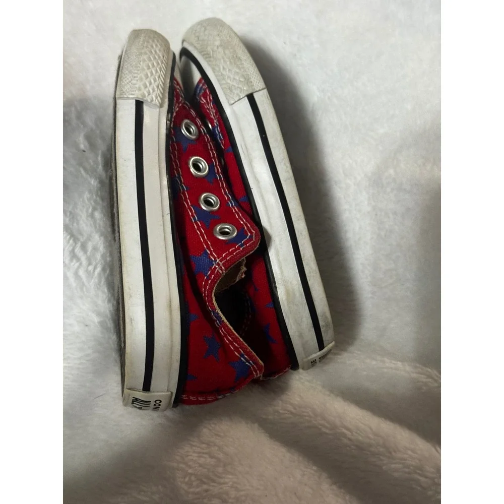 Converse Chuck Taylor All Star Infant Size 5 Red Blue Stars Sneakers 763071F